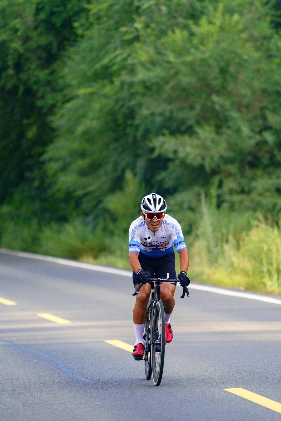 榮耀時(shí)刻！車手吐爾松江·布爾力克七月戰(zhàn)報(bào)來襲