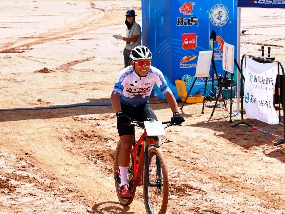 捷報頻傳，JAVA贊助車隊及車手賽事斬獲多項殊榮